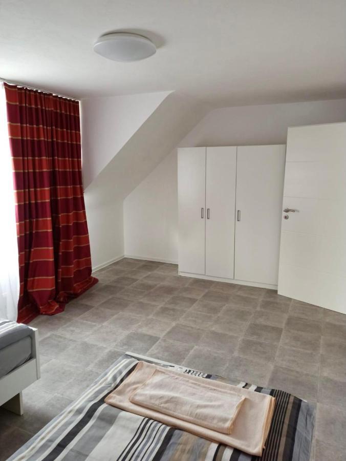 Apartments Zum Stillen Winkel Niederbreitbach Esterno foto