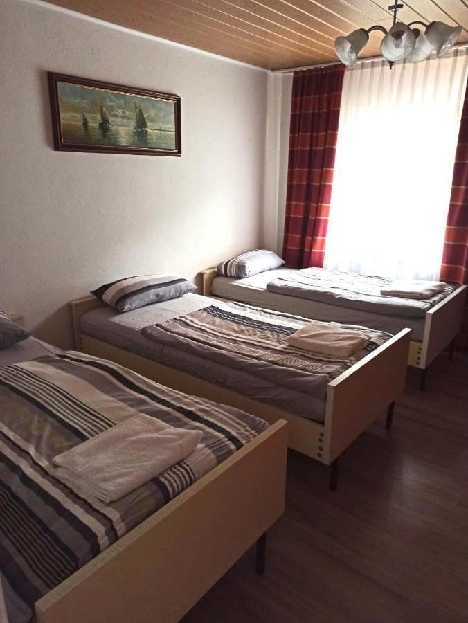 Apartments Zum Stillen Winkel Niederbreitbach Esterno foto