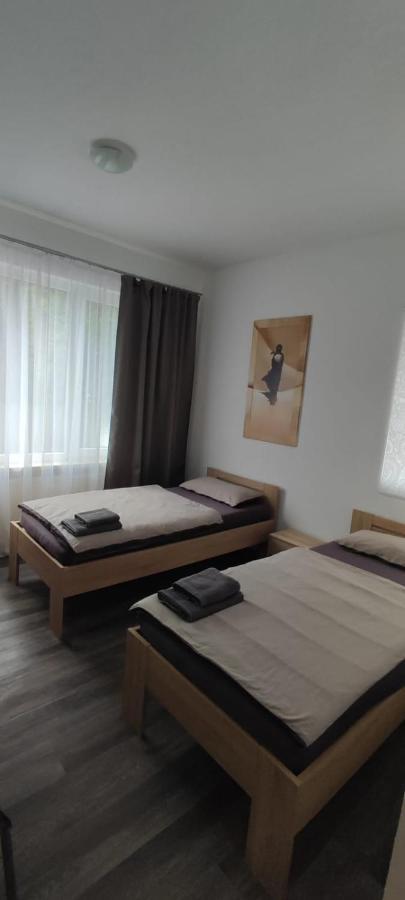 Apartments Zum Stillen Winkel Niederbreitbach Esterno foto