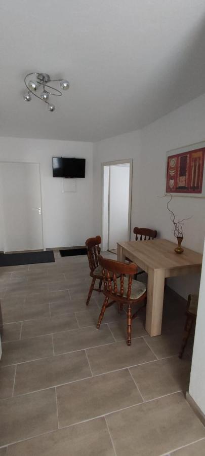 Apartments Zum Stillen Winkel Niederbreitbach Esterno foto