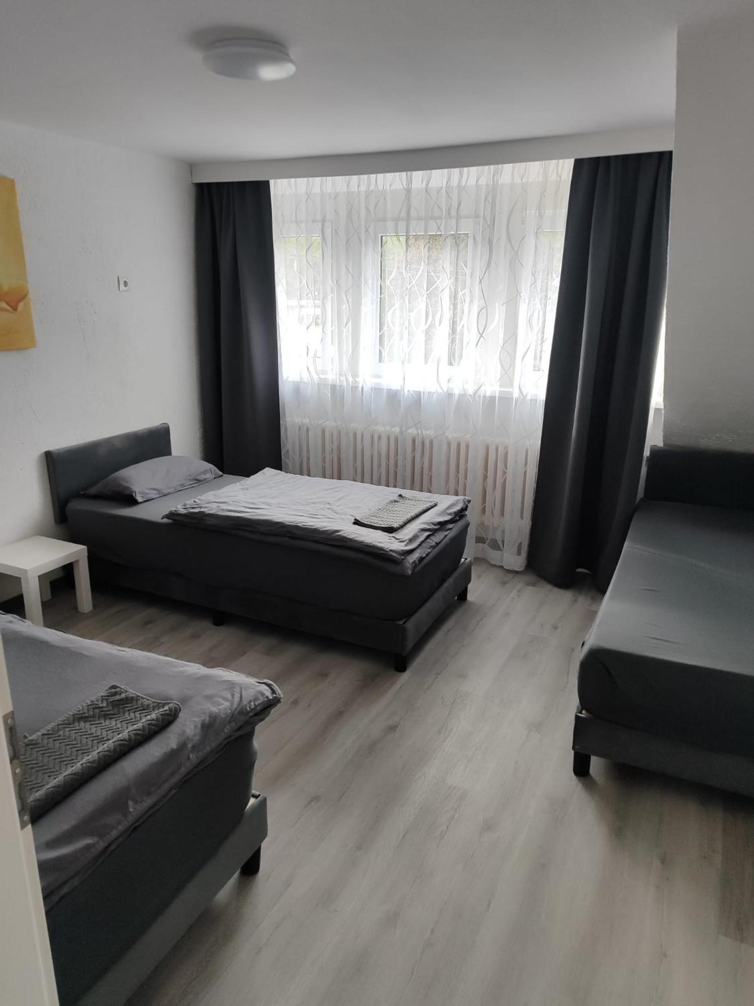 Apartments Zum Stillen Winkel Niederbreitbach Esterno foto